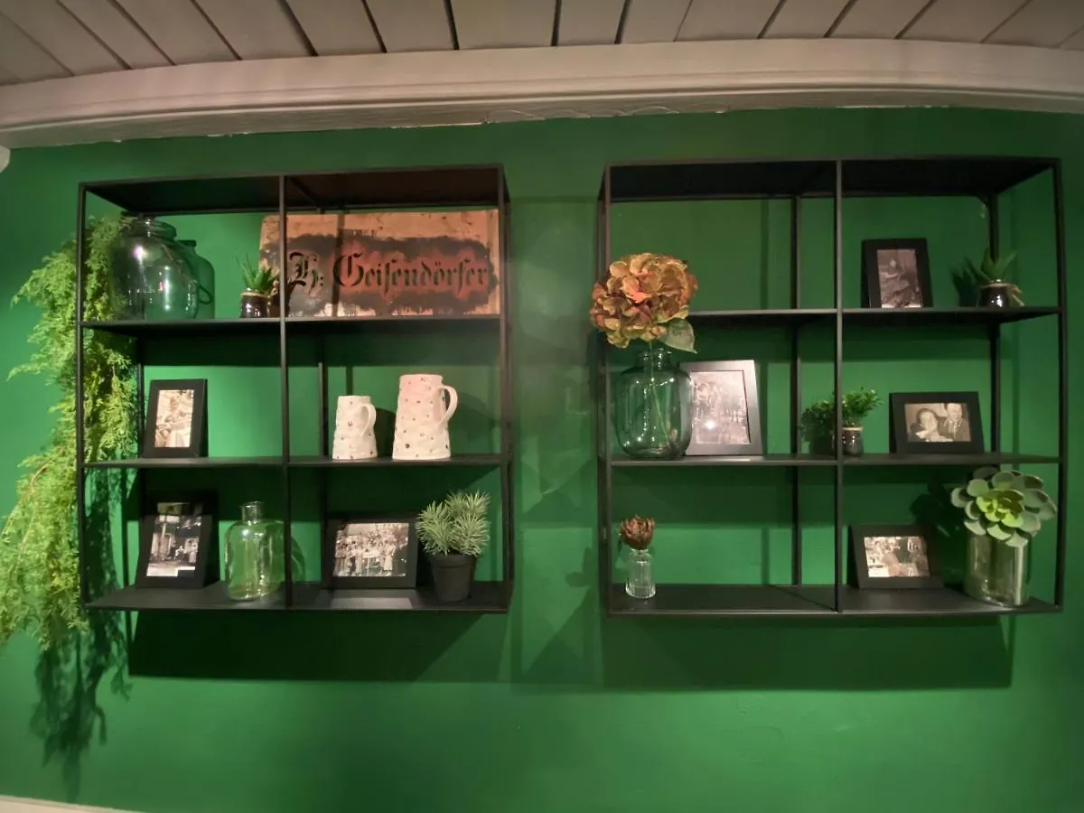 Gasthof Zum Storch بريكسنشتات بيت ضيافة
